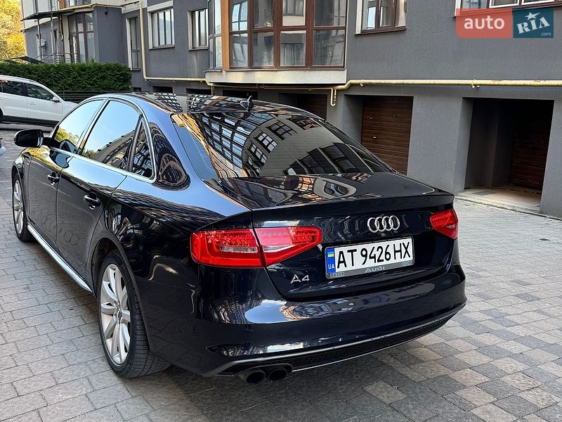 Седан Audi A4 2014 в Івано-Франківську