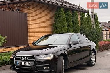Седан Audi A4 2014 в Виннице