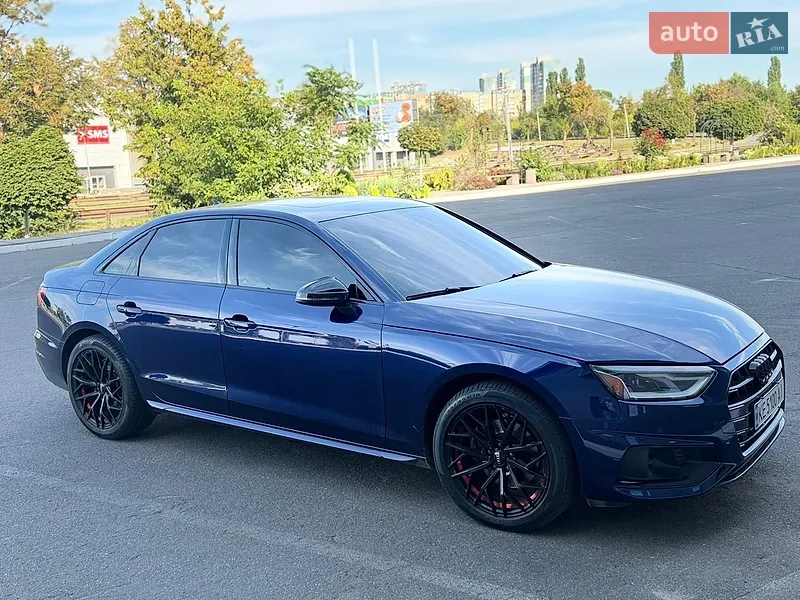 Audi A4 2021