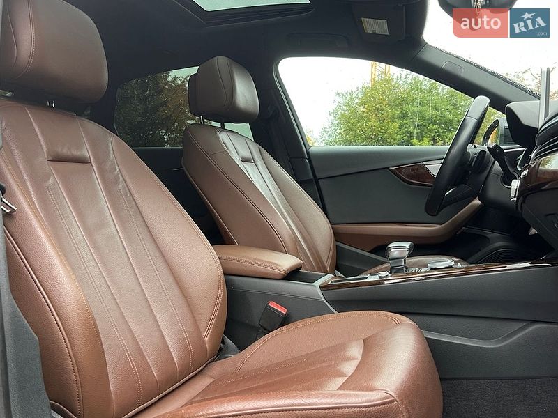 Седан Audi A4 2018 в Львове