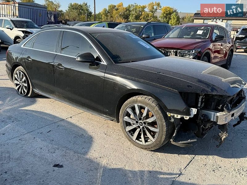 Седан Audi A4 2023 в Києві
