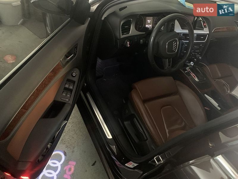 Седан Audi A4 2011 в Киеве