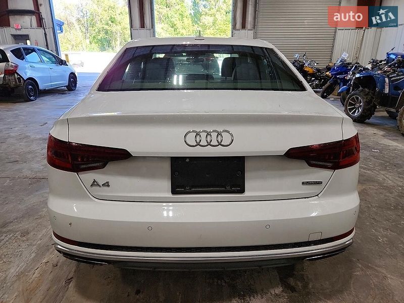 Седан Audi A4 2019 в Львові