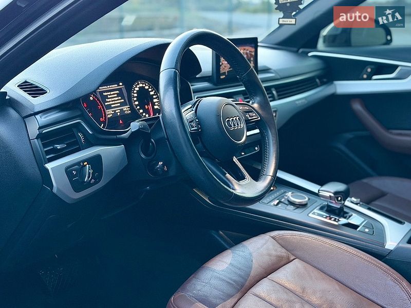Седан Audi A4 2018 в Тернополе