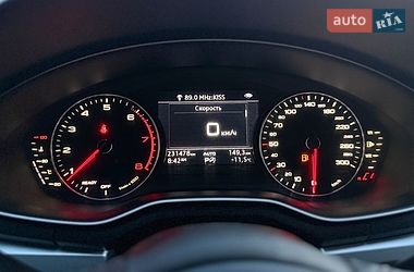 Седан Audi A4 2018 в Тернополе