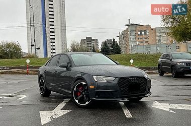 Седан Audi A4 2015 в Киеве