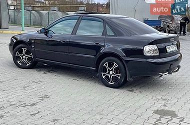 Седан Audi A4 1996 в Львове