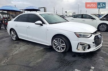 Седан Audi A4 2022 в Ровно