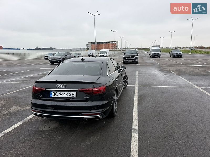 Седан Audi A4 2020 в Львові