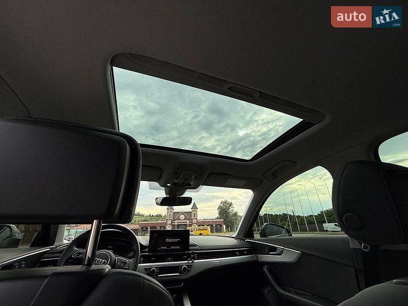 Седан Audi A4 2023 в Киеве