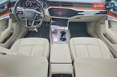 Седан Audi A4 2022 в Львове