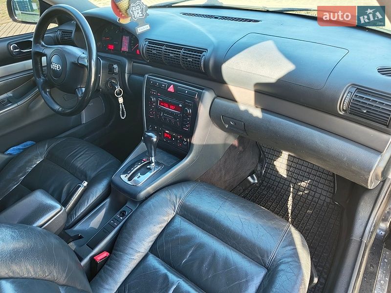 Універсал Audi A4 2001 в Бучачі