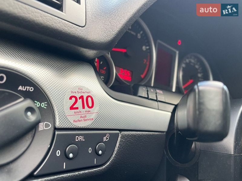 Седан Audi A4 2006 в Каменском