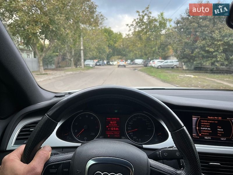 Седан Audi A4 2010 в Одесі