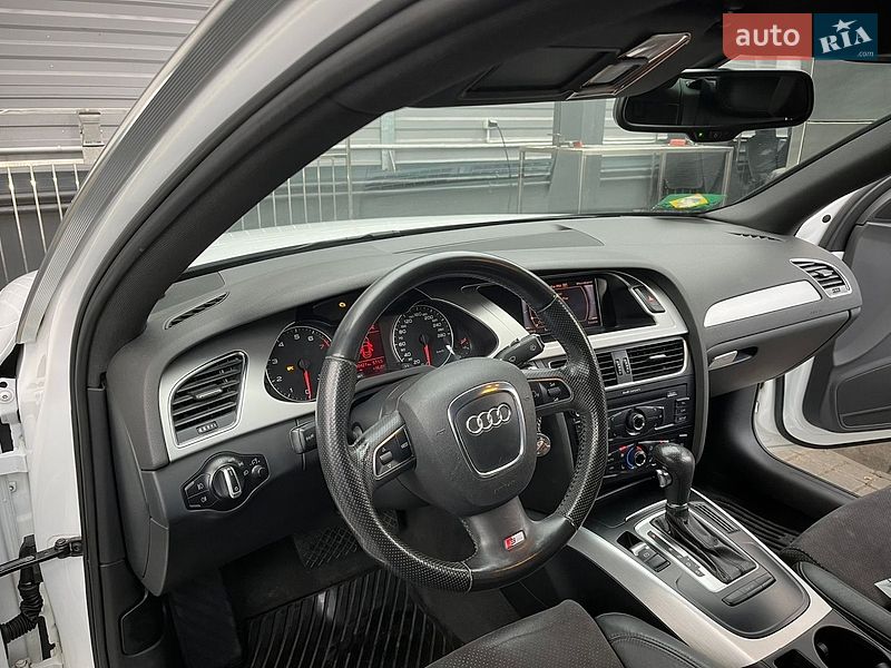 Седан Audi A4 2010 в Одесі