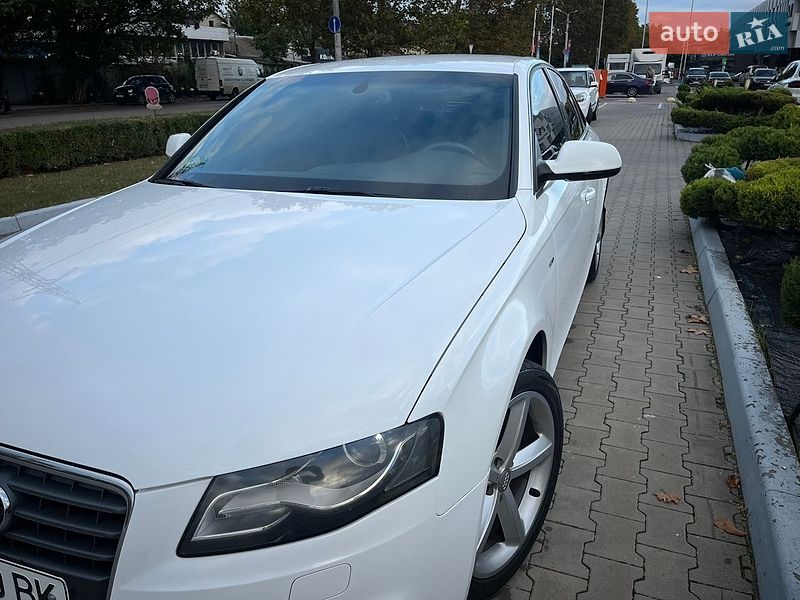Седан Audi A4 2010 в Одесі
