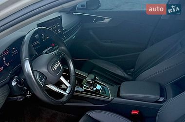 Седан Audi A4 2022 в Киеве