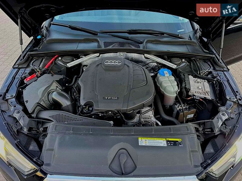 Седан Audi A4 2017 в Хмельницком