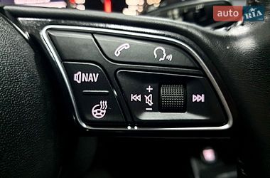 Седан Audi A4 2017 в Хмельницком