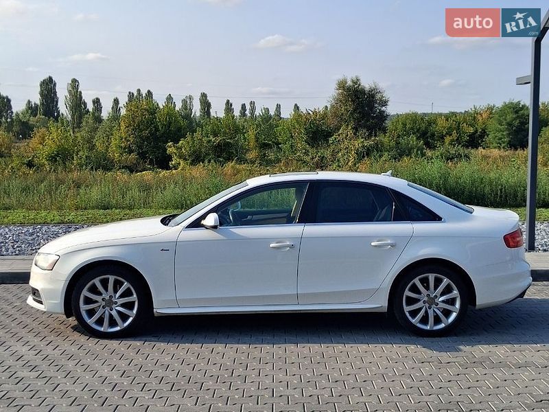 Седан Audi A4 2014 в Ирпене