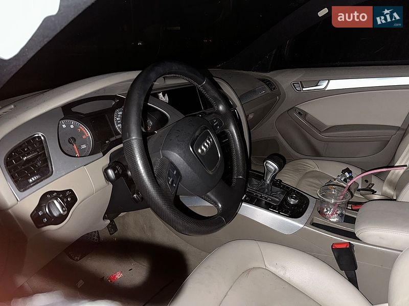 Седан Audi A4 2011 в Ирпене