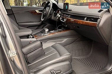 Седан Audi A4 2019 в Полтаве