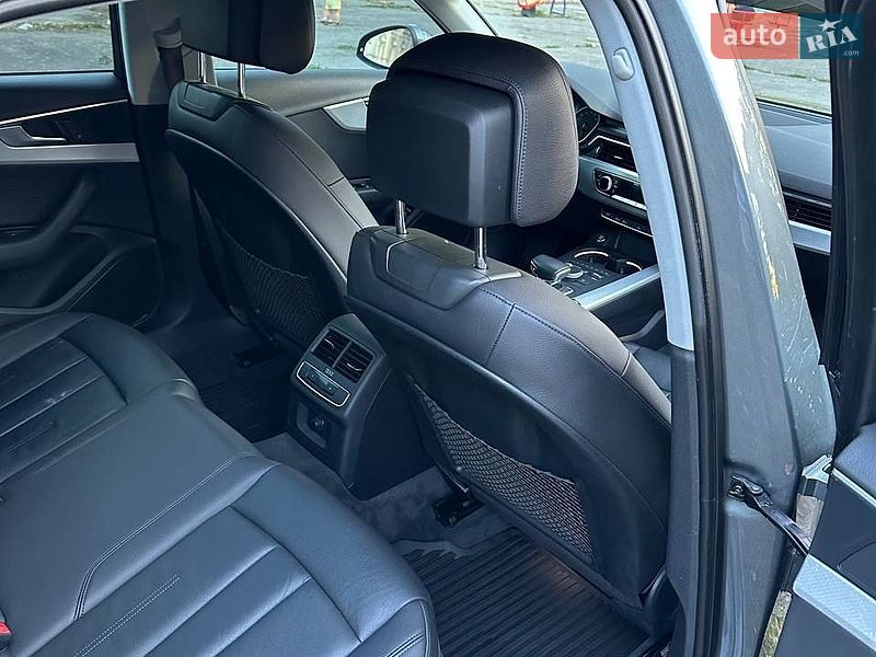 Седан Audi A4 2016 в Жмеринці