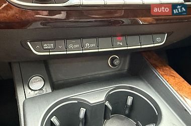 Седан Audi A4 2017 в Львове