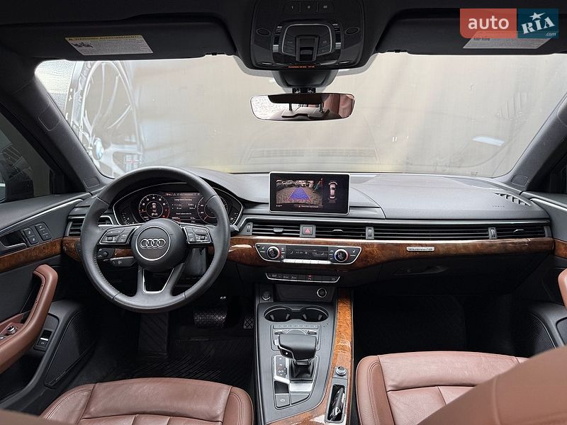 Седан Audi A4 2017 в Львове