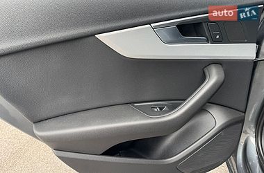 Седан Audi A4 2016 в Києві фото 40 Седан Audi A4 2016 в Києві