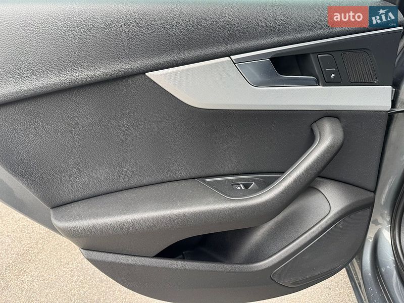 Седан Audi A4 2016 в Києві фото 40 Седан Audi A4 2016 в Києві