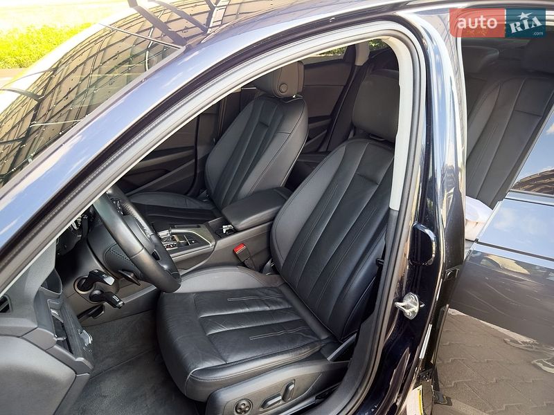 Седан Audi A4 2017 в Тернополе