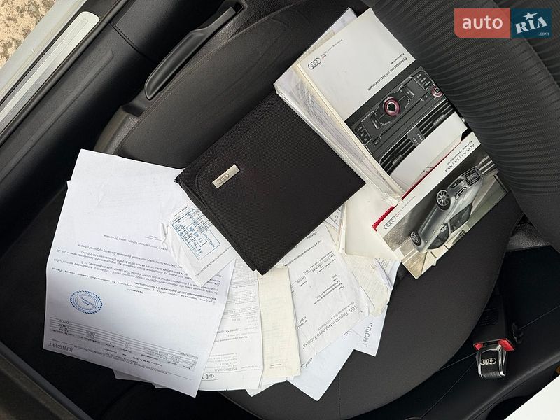 Седан Audi A4 2013 в Кам'янському