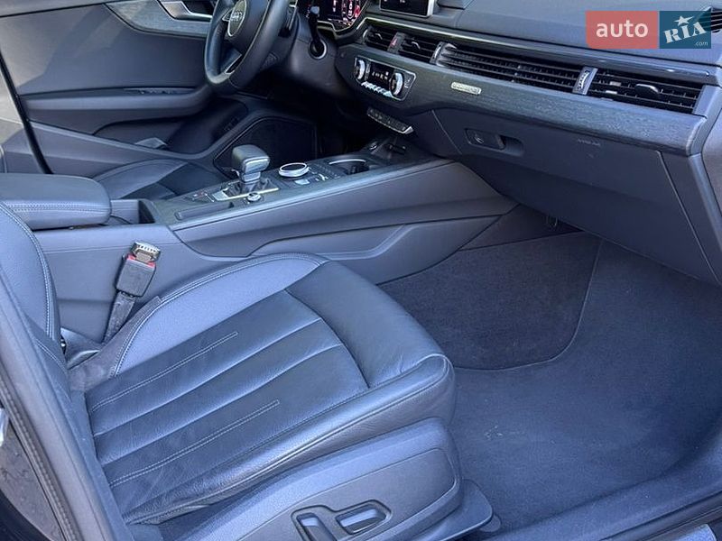 Седан Audi A4 2017 в Києві