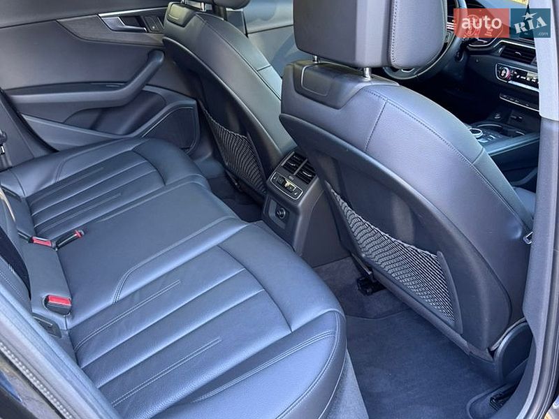 Седан Audi A4 2017 в Києві