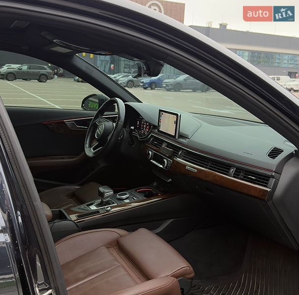 Седан Audi A4 2017 в Киеве