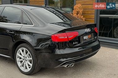 Седан Audi A4 2015 в Шептицькому