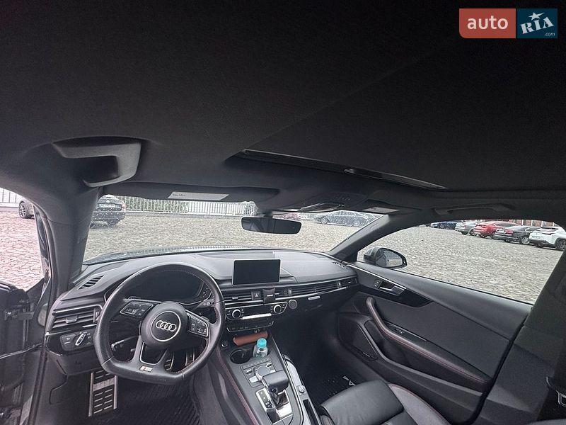 Седан Audi A4 2017 в Днепре