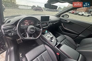 Седан Audi A4 2017 в Днепре