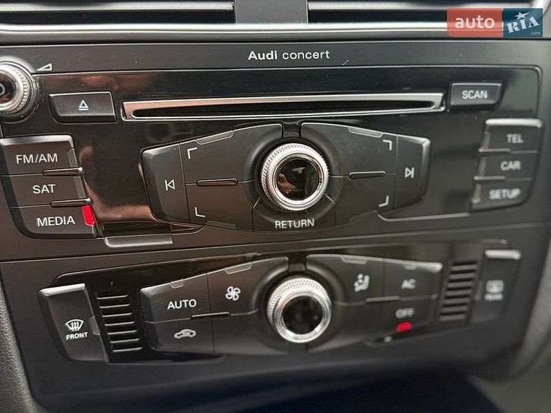 Седан Audi A4 2013 в Горишних Плавнях