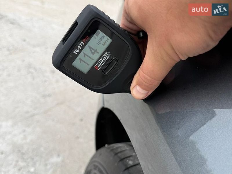 Седан Audi A4 2013 в Горишних Плавнях