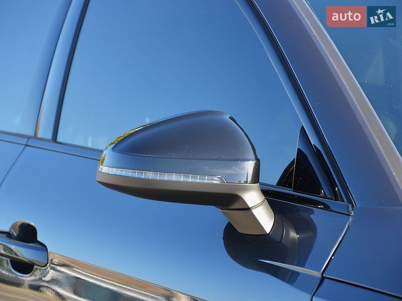 Седан Audi A4 2022 в Києві