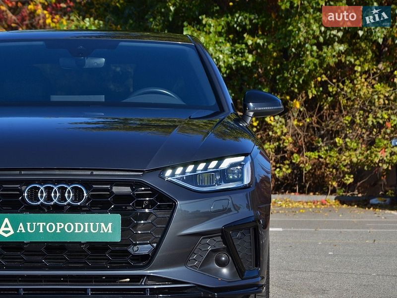 Седан Audi A4 2022 в Києві