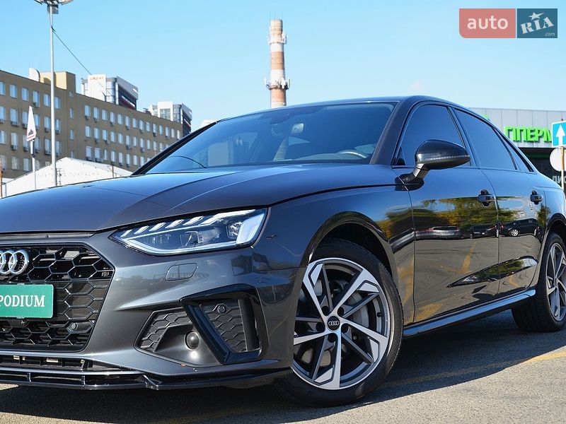 Седан Audi A4 2022 в Києві