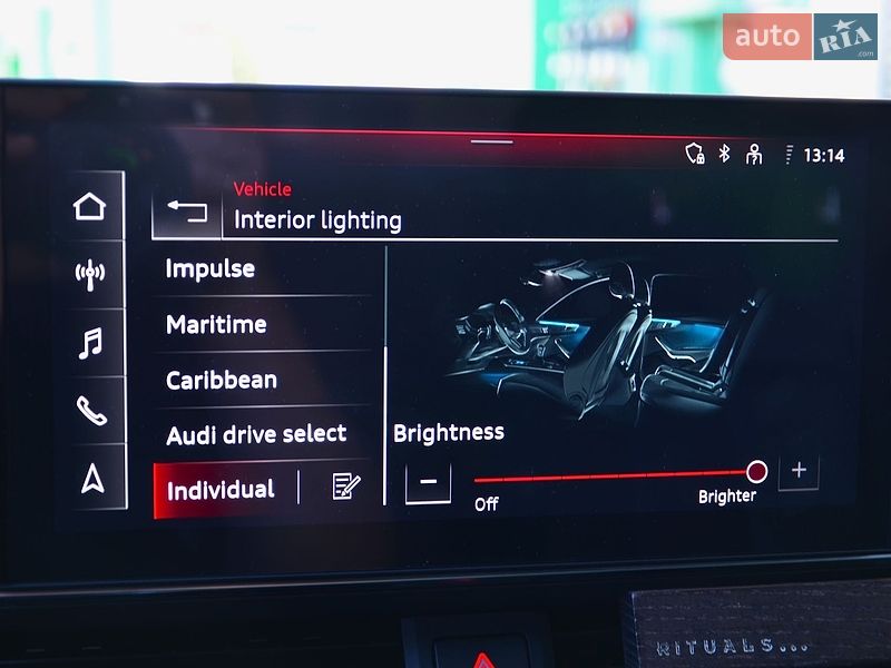 Седан Audi A4 2022 в Києві
