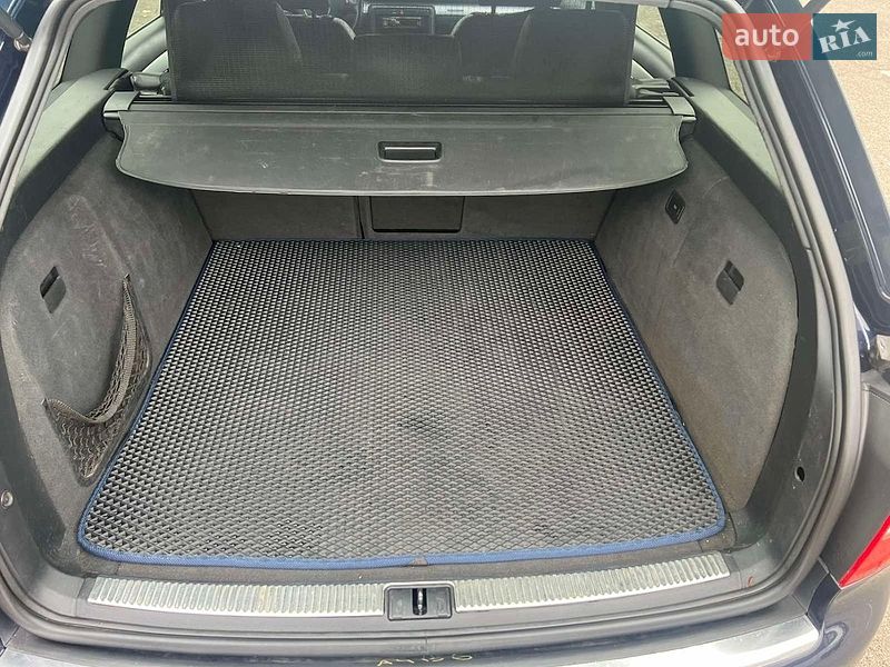 Универсал Audi A4 2003 в Киеве