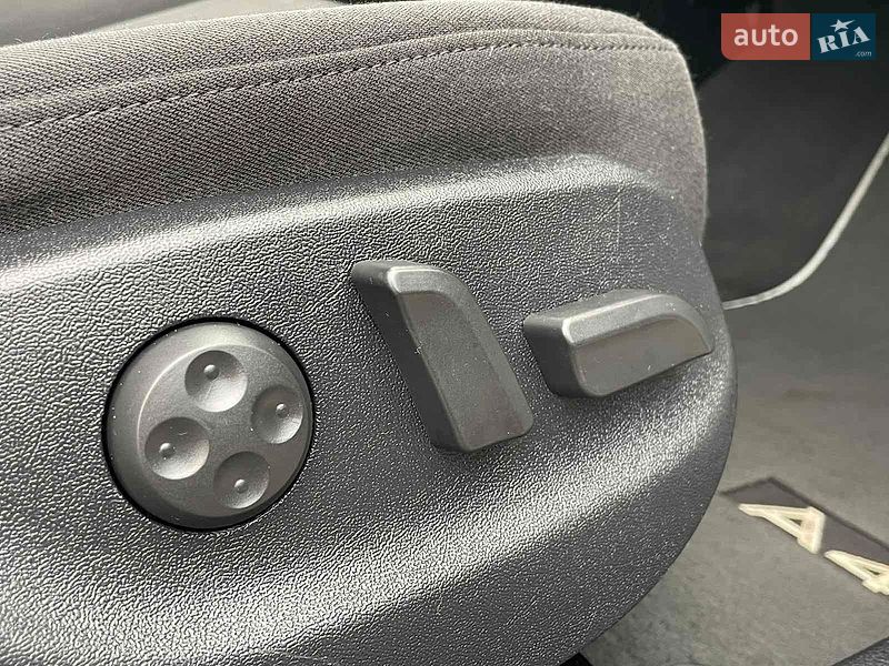 Седан Audi A4 2005 в Чернігові