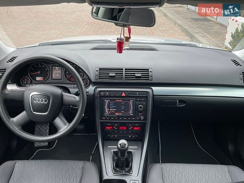 Седан Audi A4 2005 в Чернігові