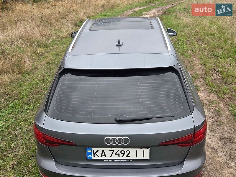 Универсал Audi A4 2017 в Киеве