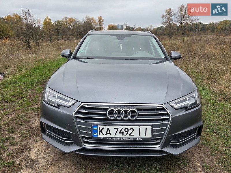 Универсал Audi A4 2017 в Киеве
